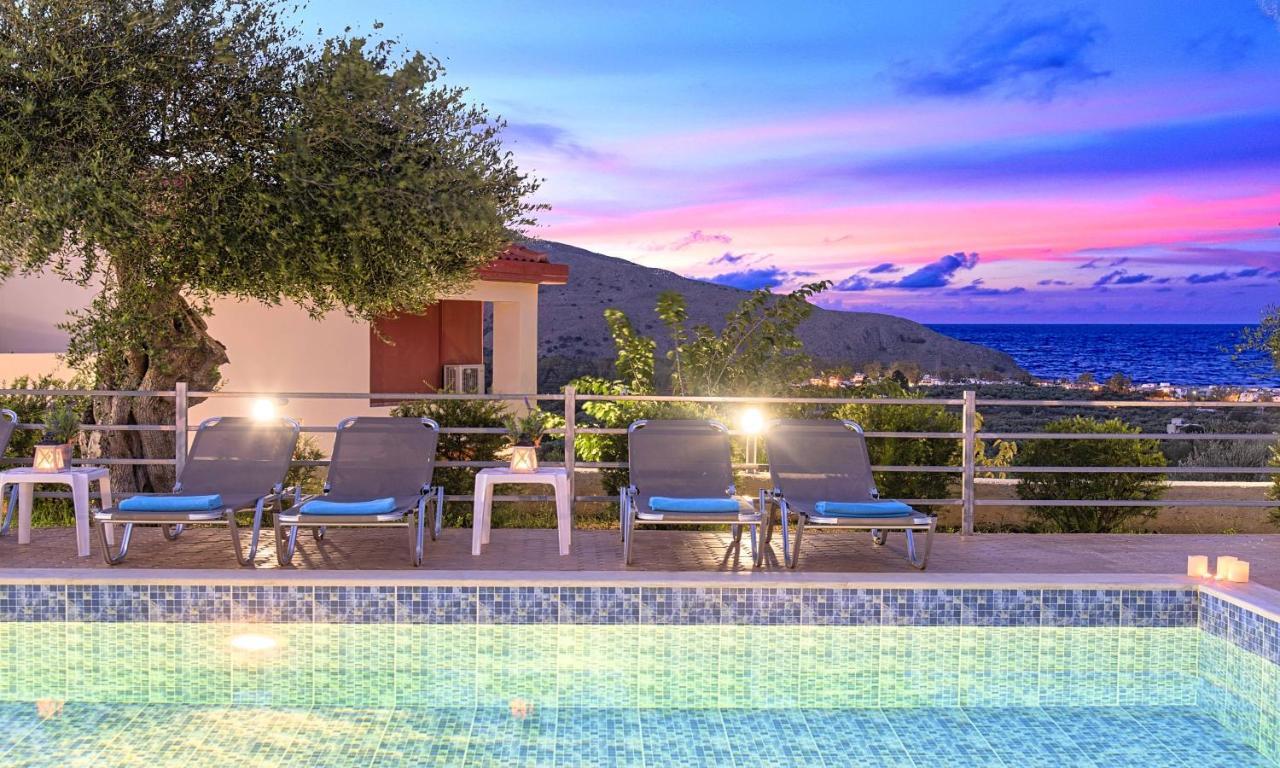 Aqua Blue Villas With Heated Pool Mathés Kültér fotó